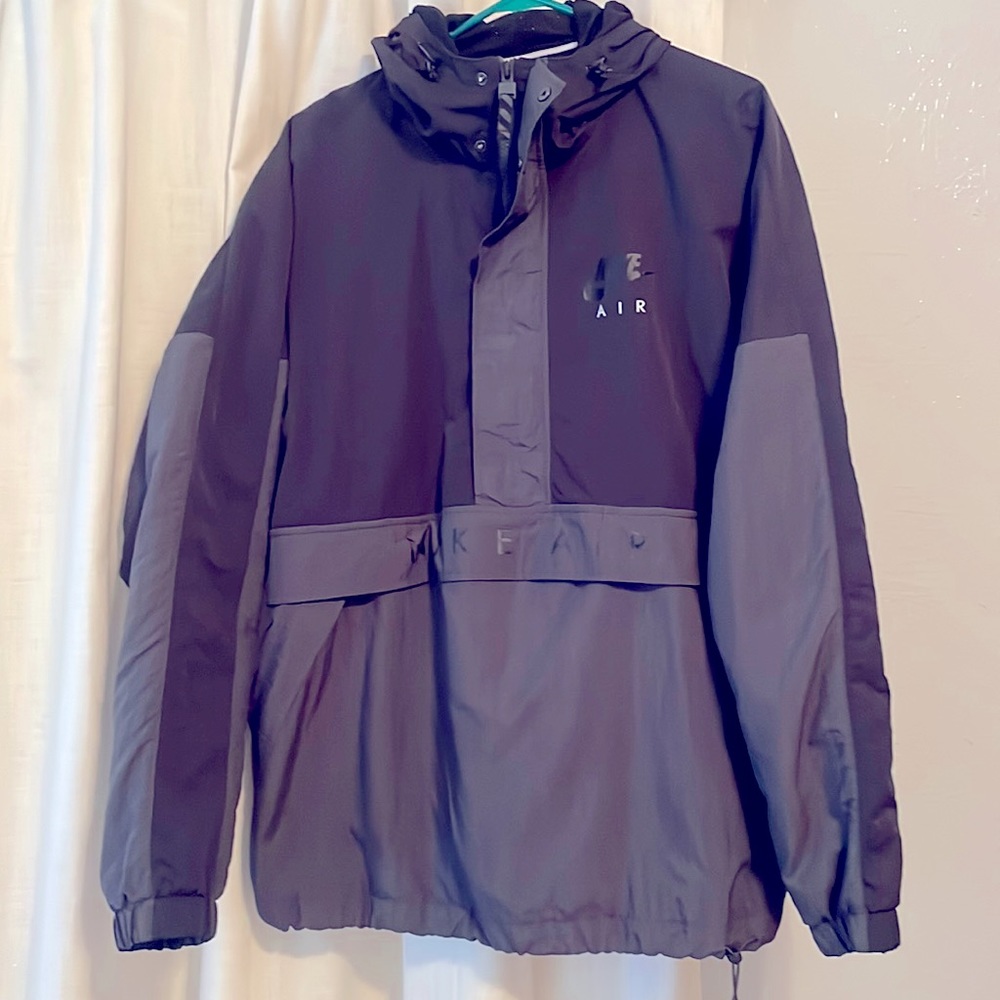 Nike windbreaker